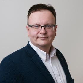 Dr Piotr Kaczmarek-Kurczak