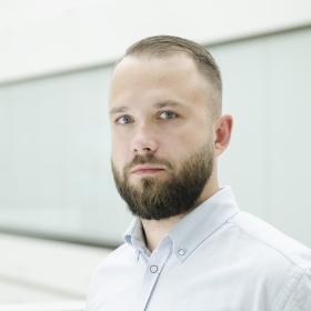 Piotr Antonik absolwent zarzadzania ALK